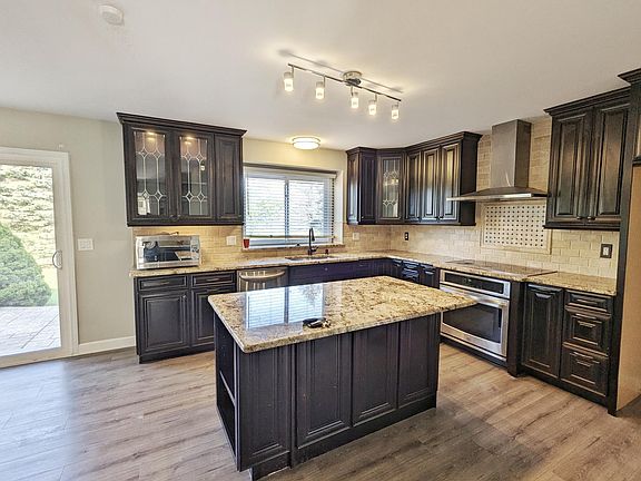 5th image of 6009 Fairborn Dr