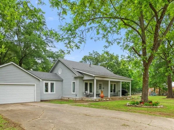 418 W Ohara St, Grand Saline, TX 75140
