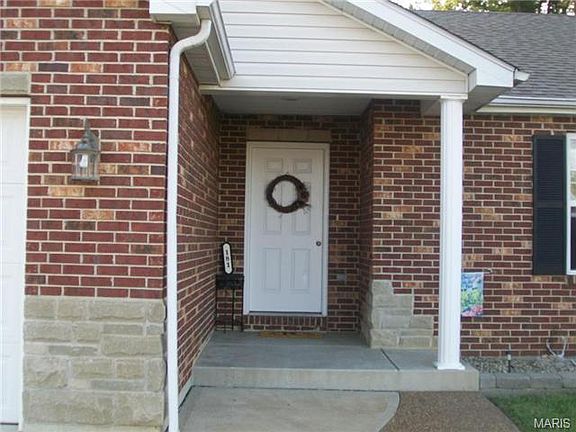 2nd image of 181 Gardenia Dr