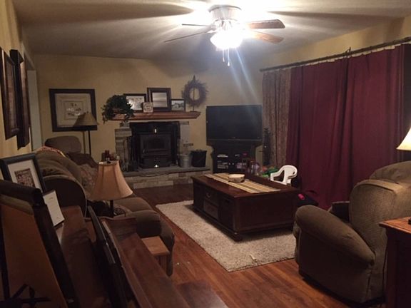 2nd image of 903 Meadow Lark Pl