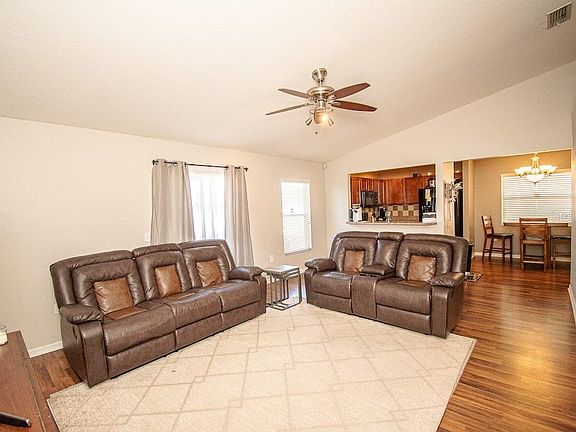 3rd image of 14421 Argyle Manor Pl