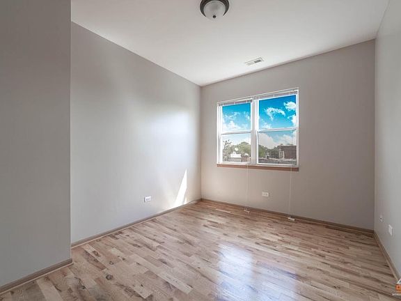 5th image of 4315 W Gladys Ave APT 2
