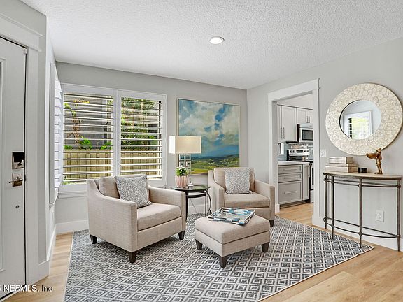4th image of 467 SELVA LAKES Circle