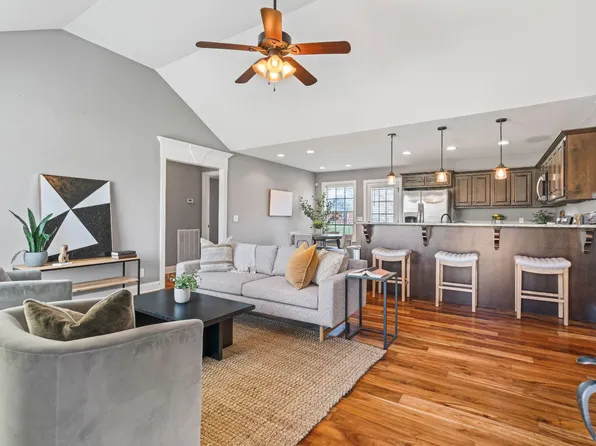 103 Wills Valley Dr, Shelbyville, TN 37160