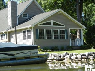 106 Creekside Ln N, Harmony, NY 14710
