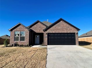 3816 Growler Ave, Springdale, AR 72764