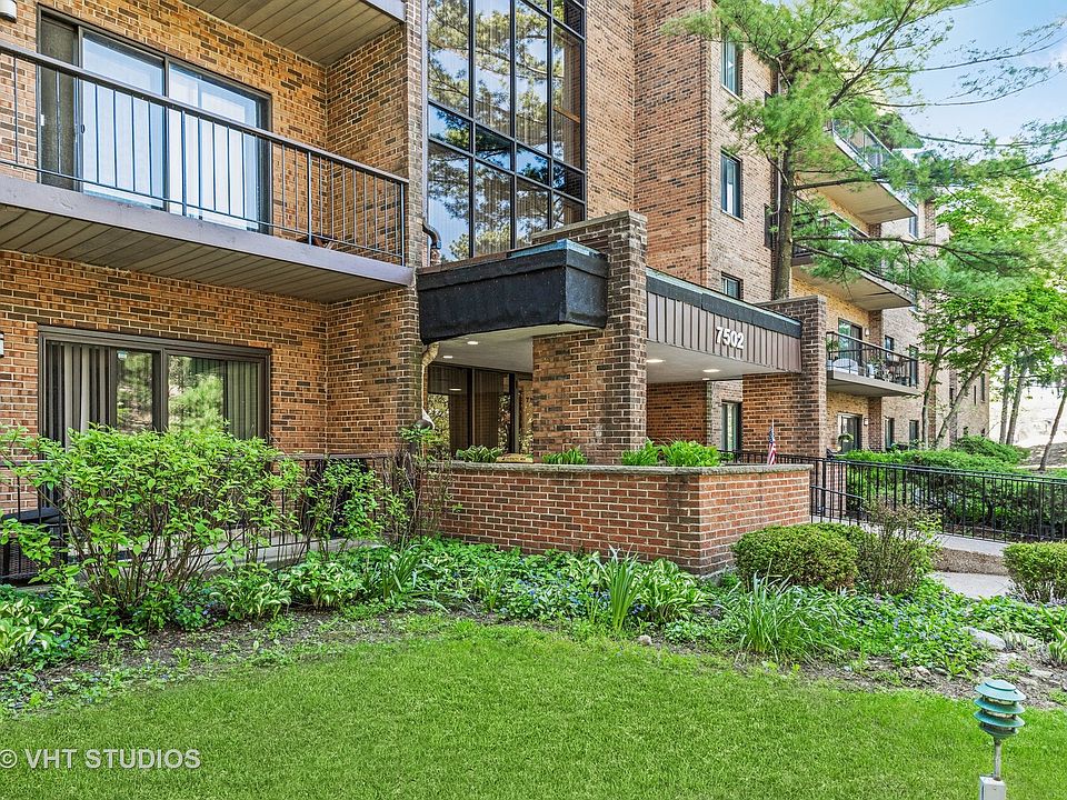 1st image of 7502 Farmingdale Dr APT 110