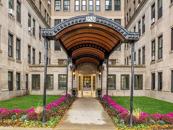2nd image of 3520 N Lake Shore Dr APT 3H