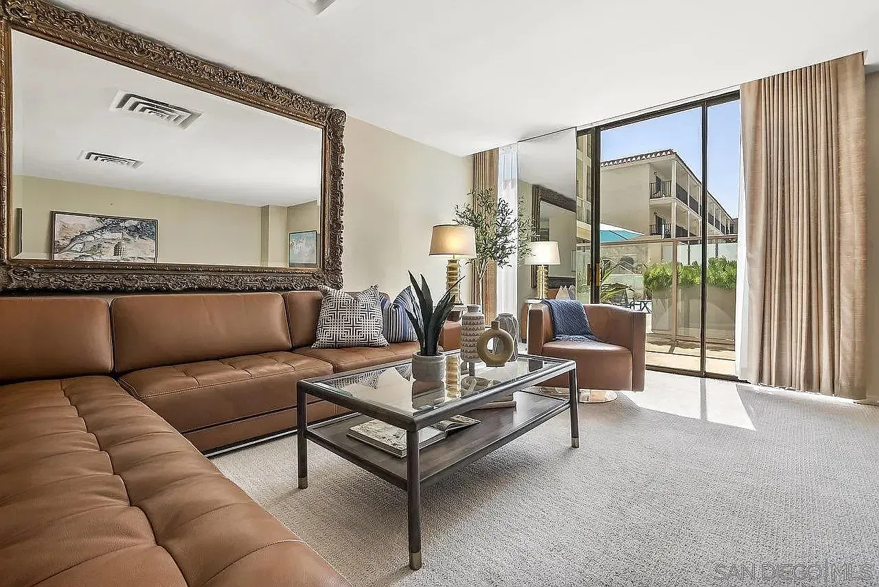 1 bed, 930 sqft, $4,550 — Photo 4