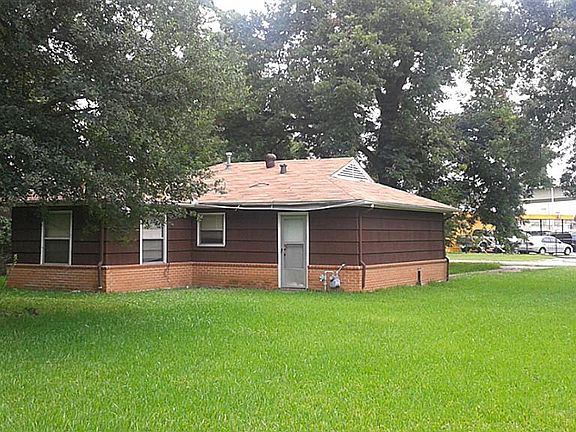 5th image of 10613 Stafford Dr