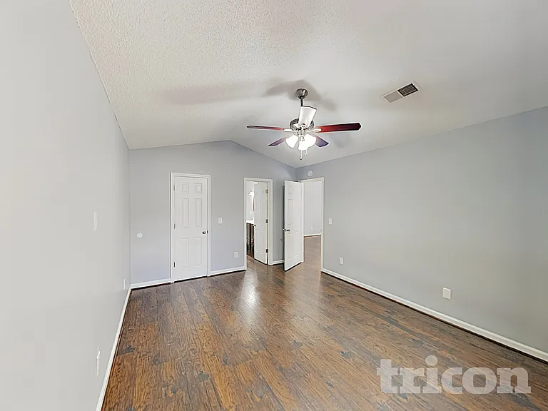 430 Forest Grove Cir — Photo 8