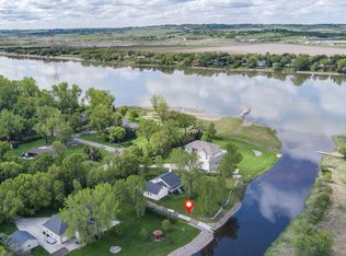 5934 Lariat Loop, Bismarck, ND 58503