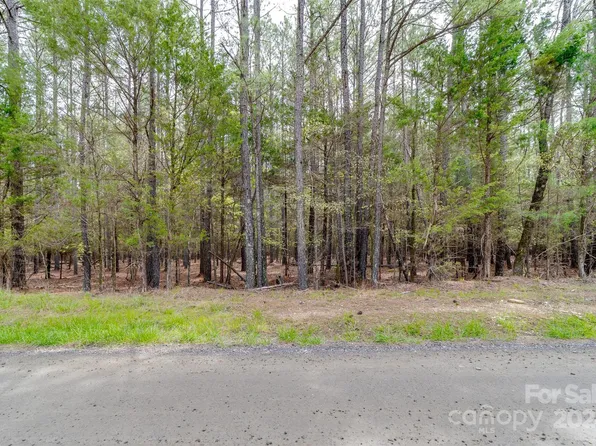 Sandlapper Dr #C, York, SC 29745