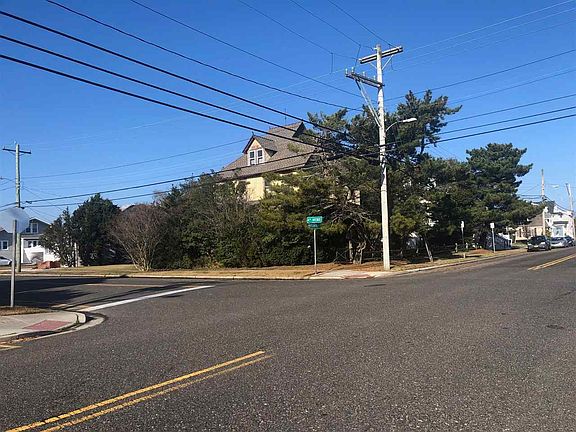 3rd image of 310 Atlantic Ave