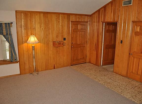4th image of 3310 Chadwell Dr