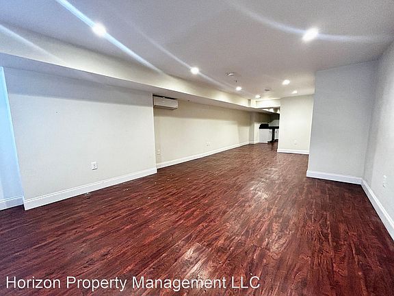 5th image of 1609 Saint Paul St #17133186
