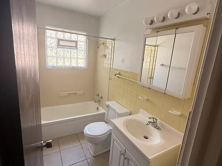 6113 Red Arrow Hwy #A — Photo 12