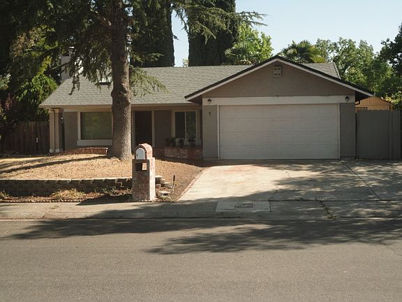 2nd image of 5 Sunny Hollow Ct