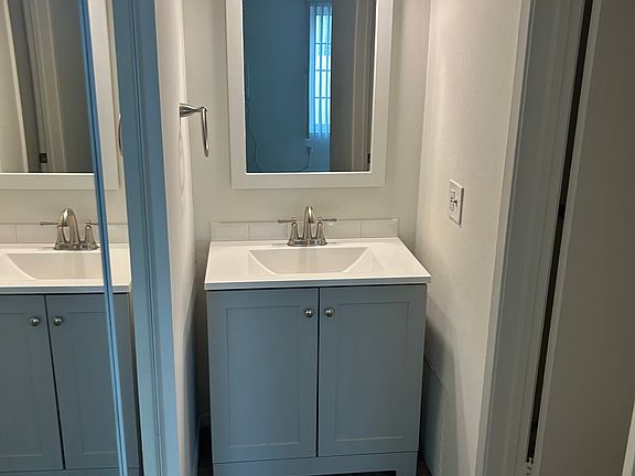 3rd image of 5259 Corteen Pl APT 106