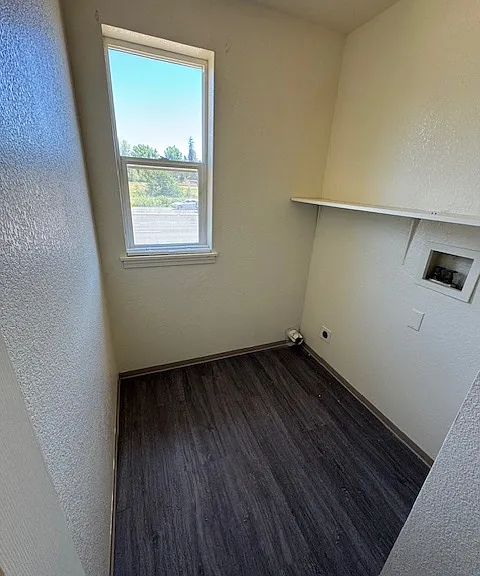 1817 Medart Ln — Photo 15