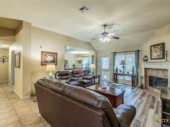 3rd image of 5805 Butterfly Ct