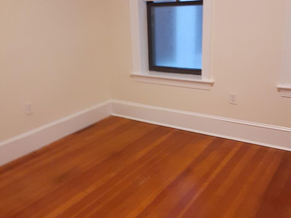 2nd image of 881 Mass Ave #32A