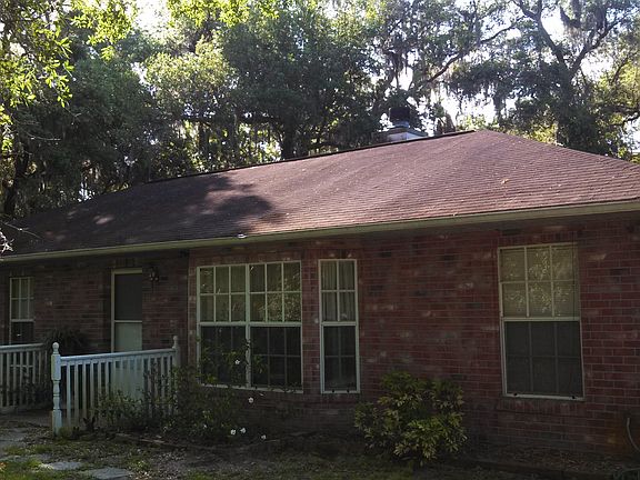 2nd image of 305 Beaverbrook Ln