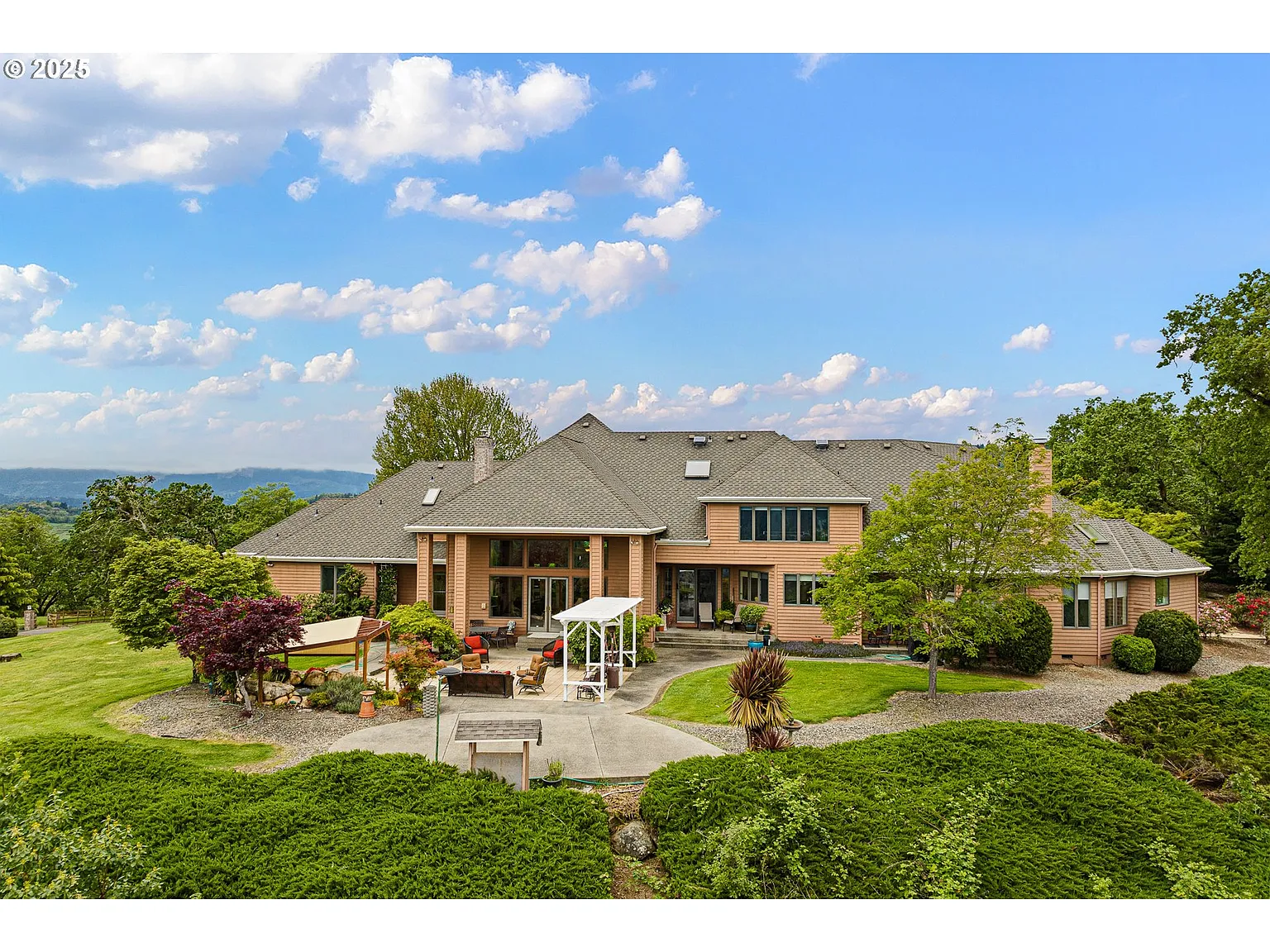 375 Bella Hills Ln photo 1