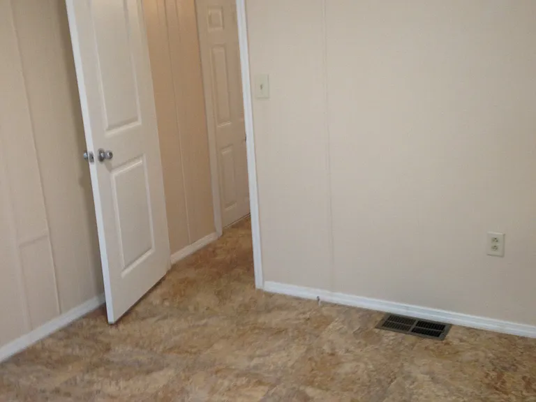 36120 Donna Ln #36120 — Photo 13
