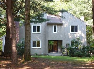 7 Buttonwood Hill Rd, Collinsville, CT 06019