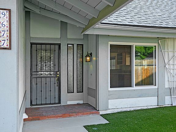 2nd image of 9677 Benavente St