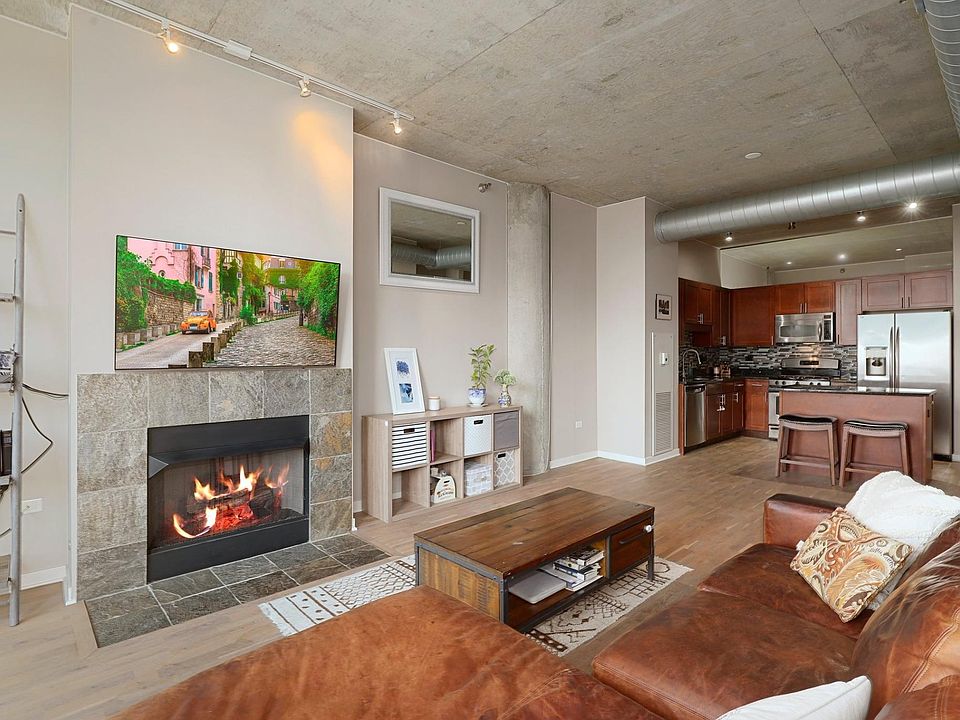 1st image of 700 N Larrabee St #Gu217