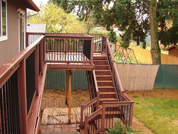 5th image of 3216 NE 133rd Ct