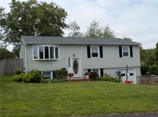 188 Weeden Dr, Warwick, RI 02818