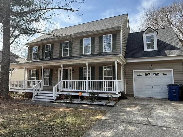 8613 Hobhouse Cir, Raleigh, NC 27615