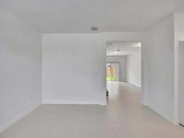 29190 SW 163rd Ct — Photo 9