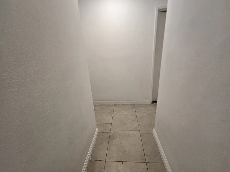 808 S Pine Dr — Photo 6