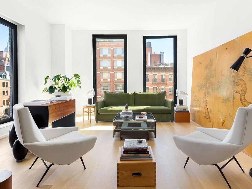 1st image of 505 W 19th St APT 4D