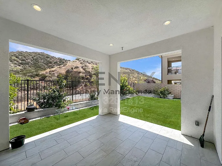 19206 Blackthorn Dr — Photo 44