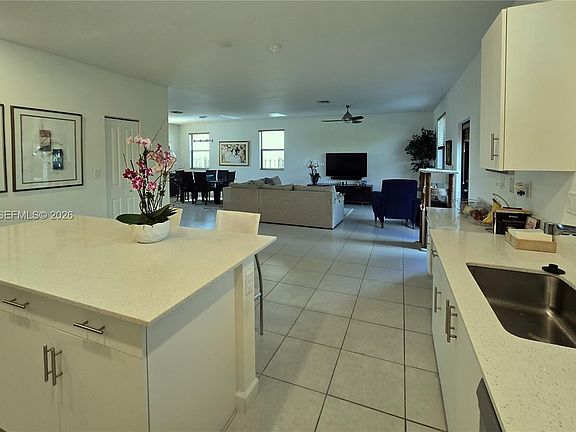 4th image of 24400 SW 119th Pl