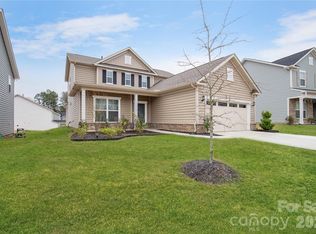 17010 Dogwood Creek Ln, Charlotte, NC 28278