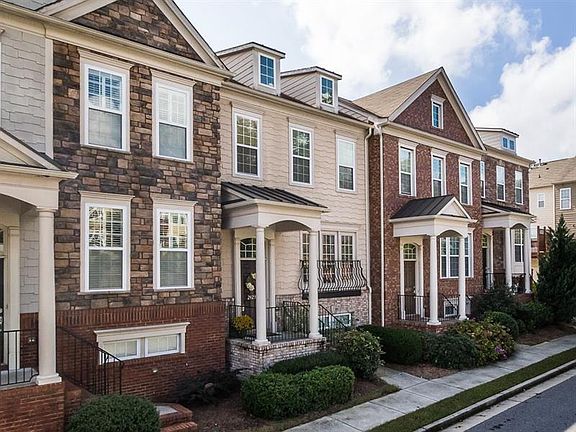 2nd image of 2423 Natoma Ct SE #8