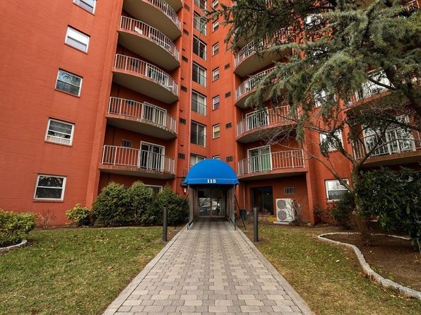 115 W Squantum St APT 103