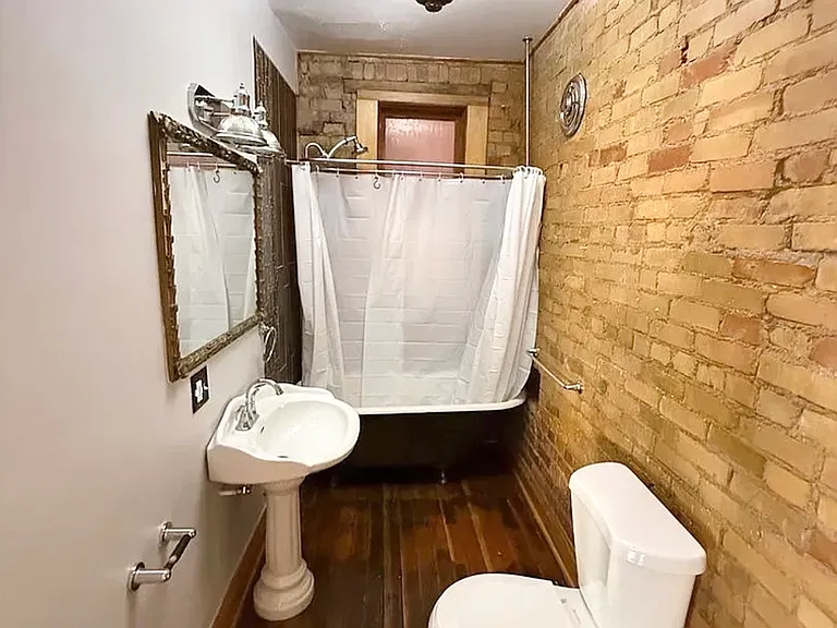 253 E 5th Ave #1 — Photo 8