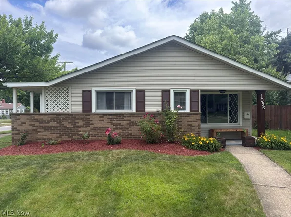 1096 Birch Ln, Cleveland, OH 44109