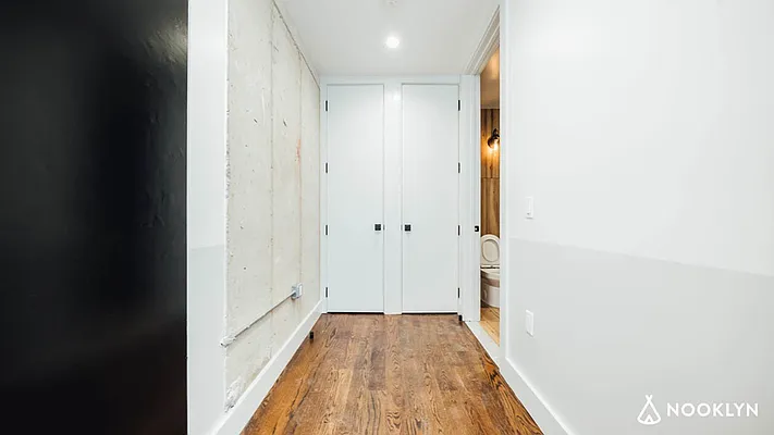Rented by Nooklyn NYC LLC | media 16