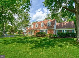 9211 Forest Haven Dr, Alexandria, VA 22309