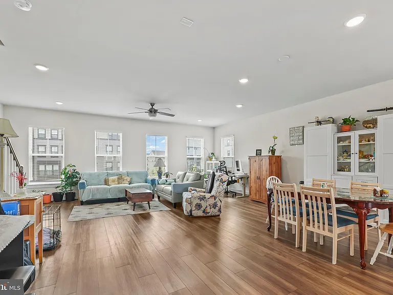 1680 Dunnington Pl — Photo 30