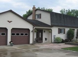 261 W Jamestown Rd, Greenville, PA 16125