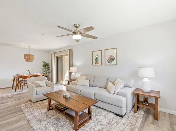 33 Kihalani St #403, Kihei, HI 96753
